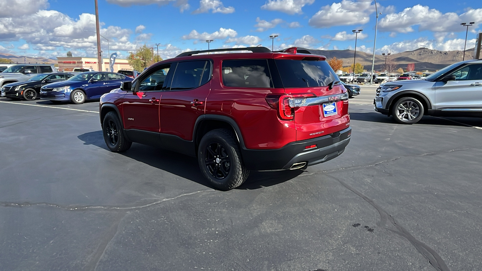 2023 GMC Acadia AT4 5