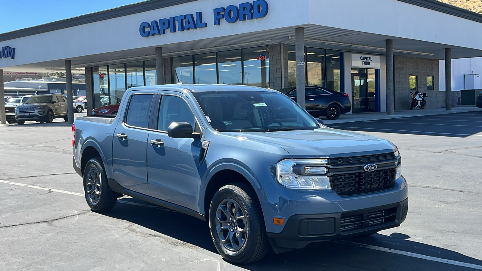 2024 Ford MAVERICK XLT 1