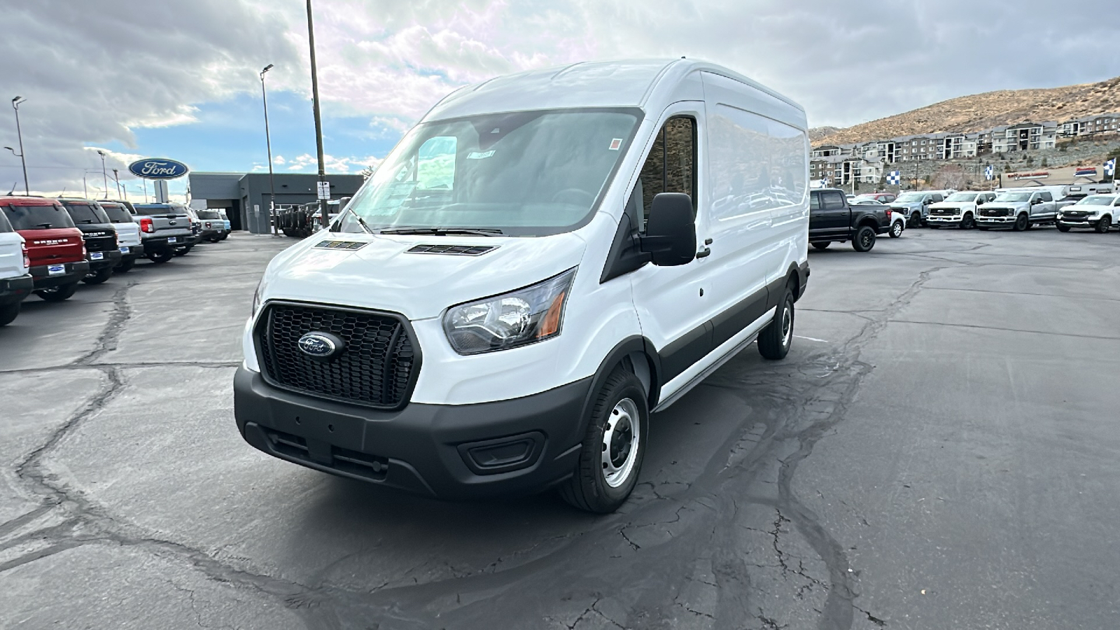 2024 Ford TRANSIT VAN 250 7