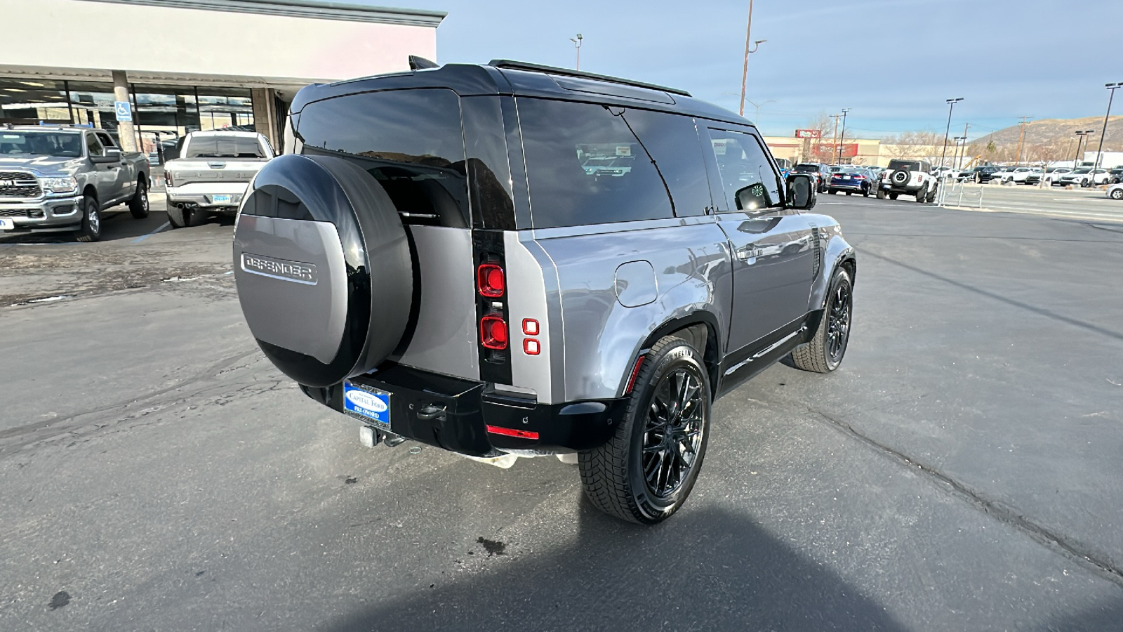 2024 Land Rover Defender X-Dynamic SE 3