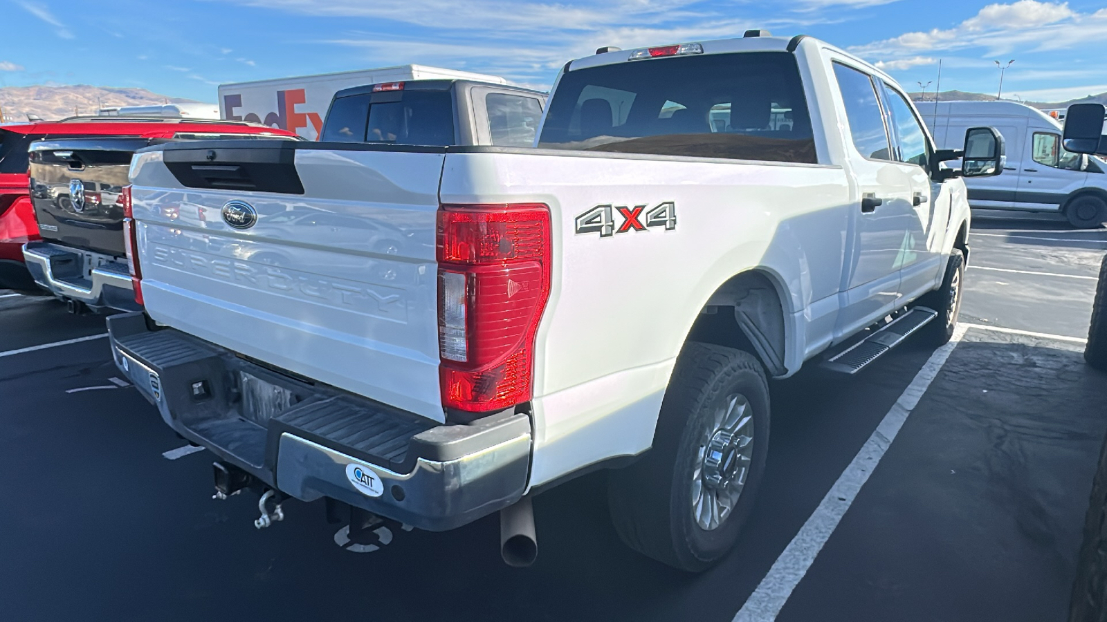 2022 Ford Super Duty F-250 SRW XLT 2