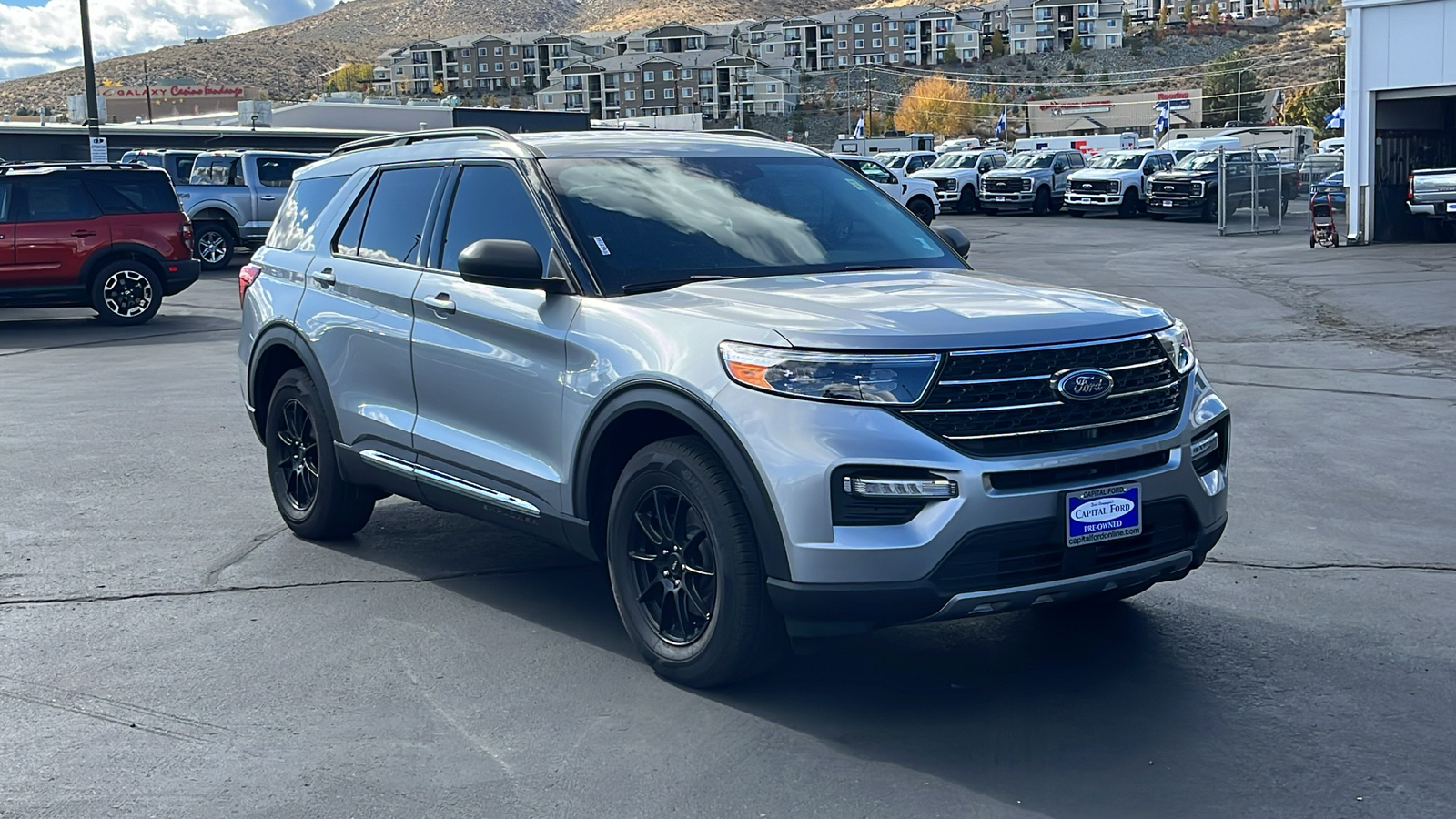 2024 Ford Explorer XLT 1