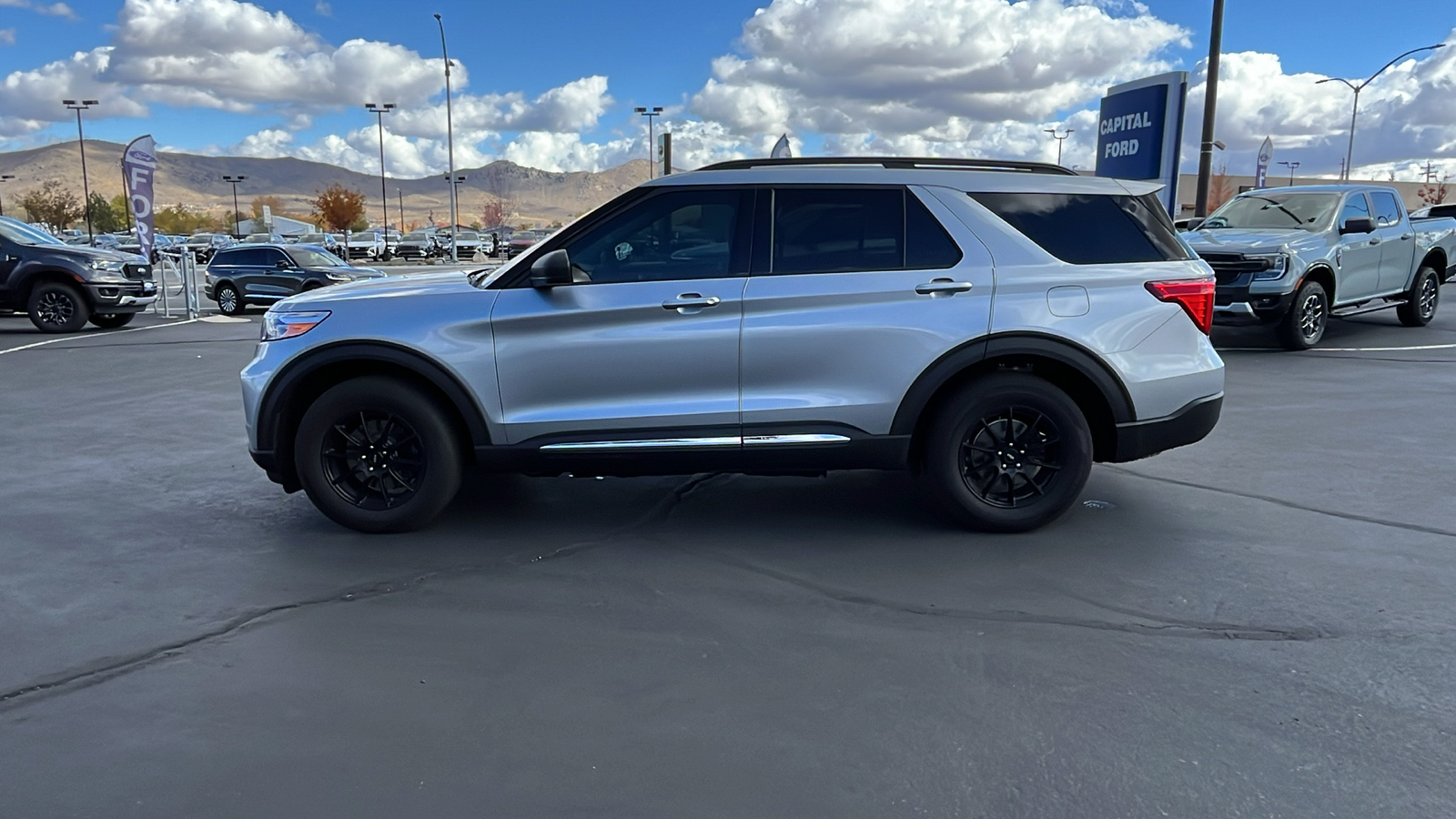 2024 Ford Explorer XLT 6