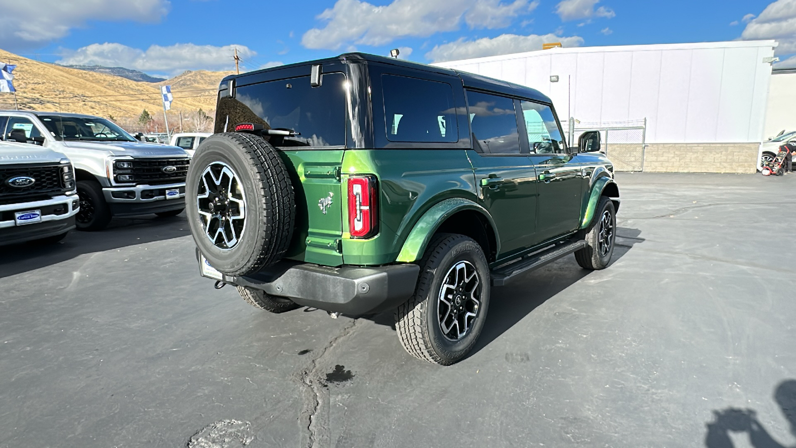 2024 Ford BRONCO Outer Banks 3