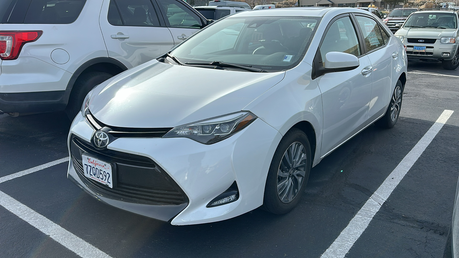 2017 Toyota Corolla XLE 3