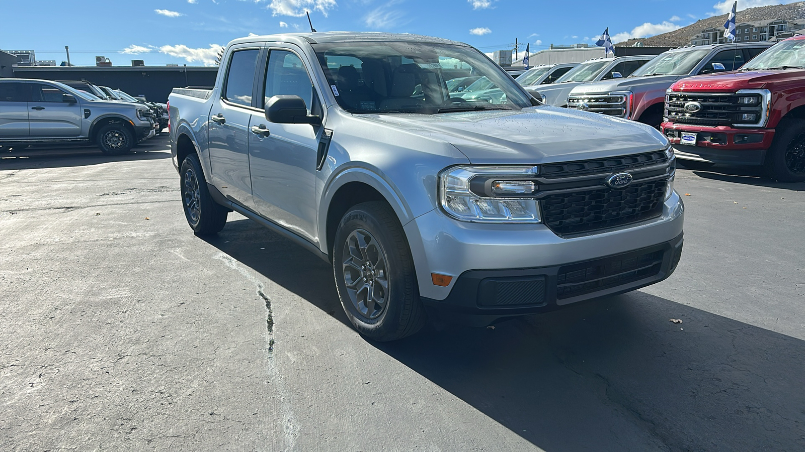 2024 Ford MAVERICK XLT 1