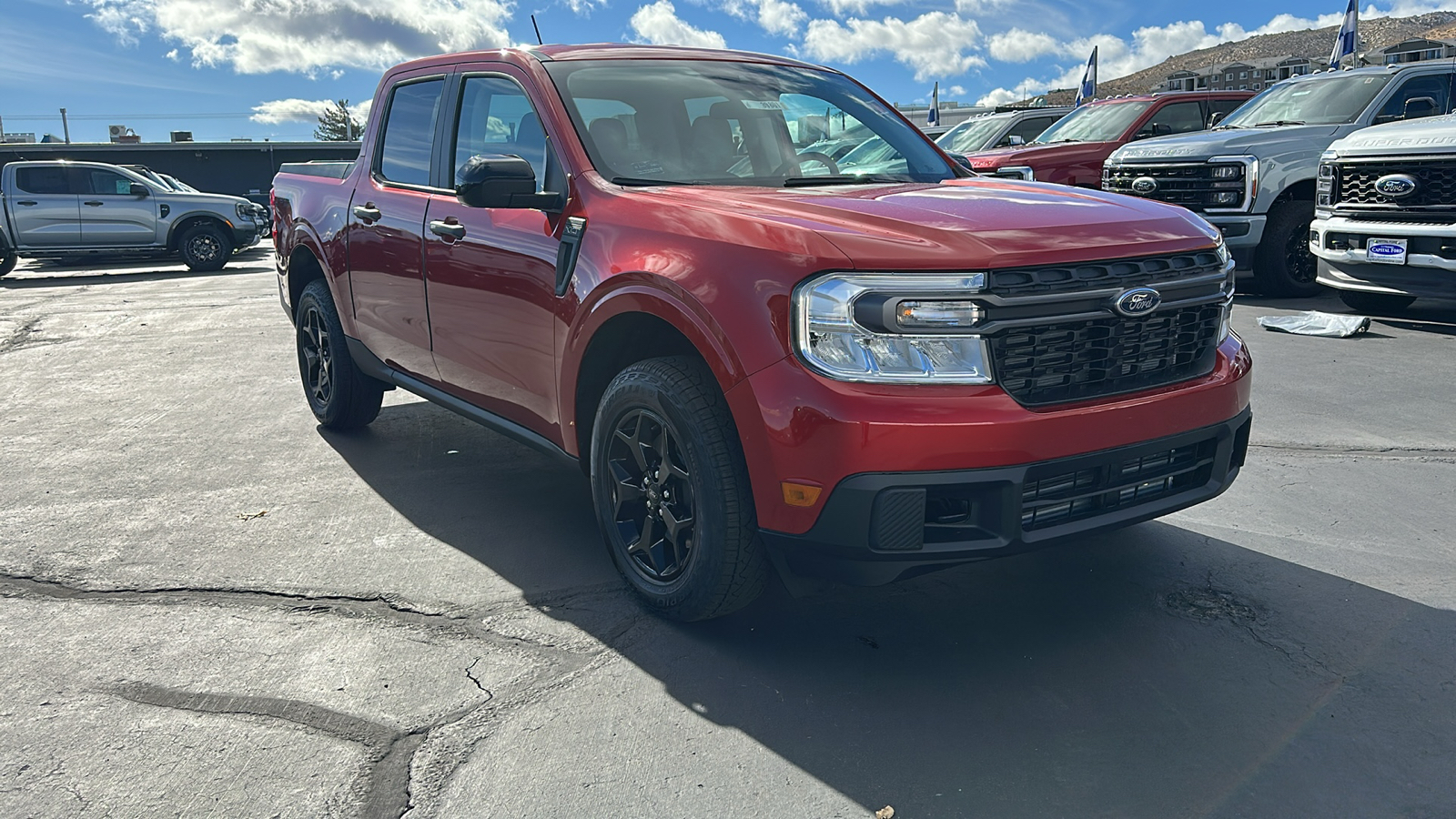 2024 Ford MAVERICK XLT 1