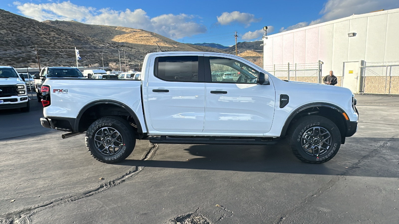 2024 Ford RANGER XLT 2