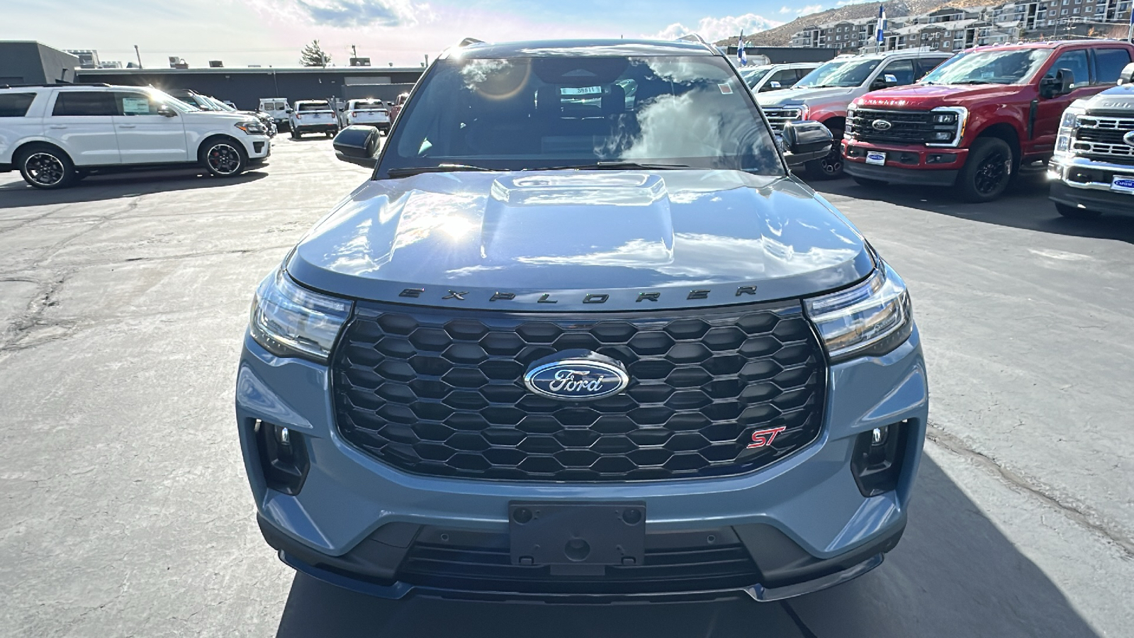 2025 Ford EXPLORER ST 8