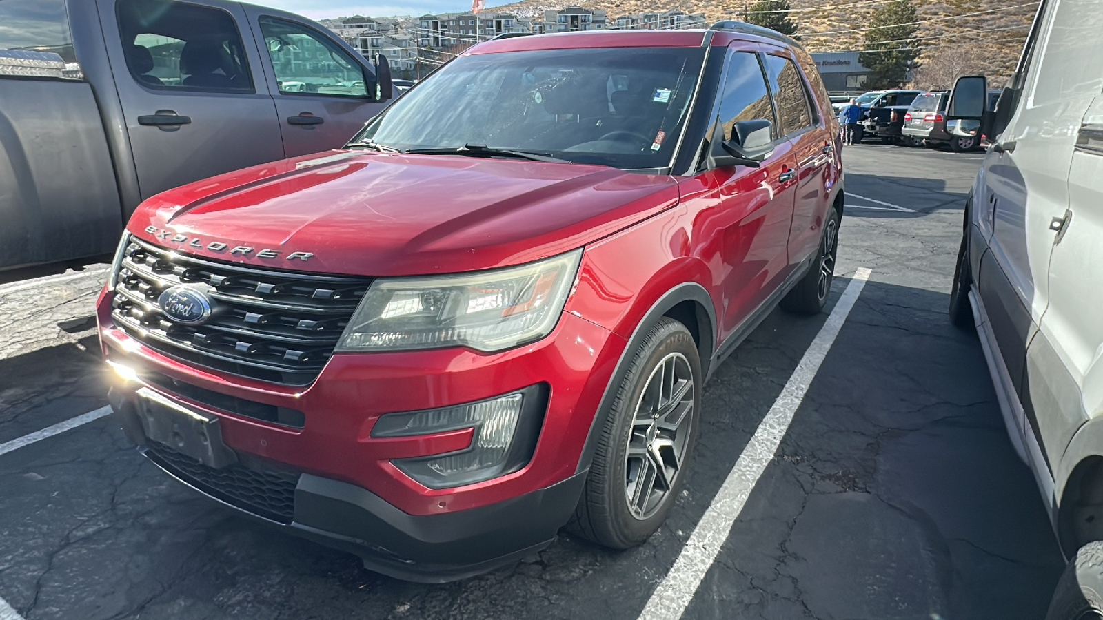 2016 Ford Explorer  3