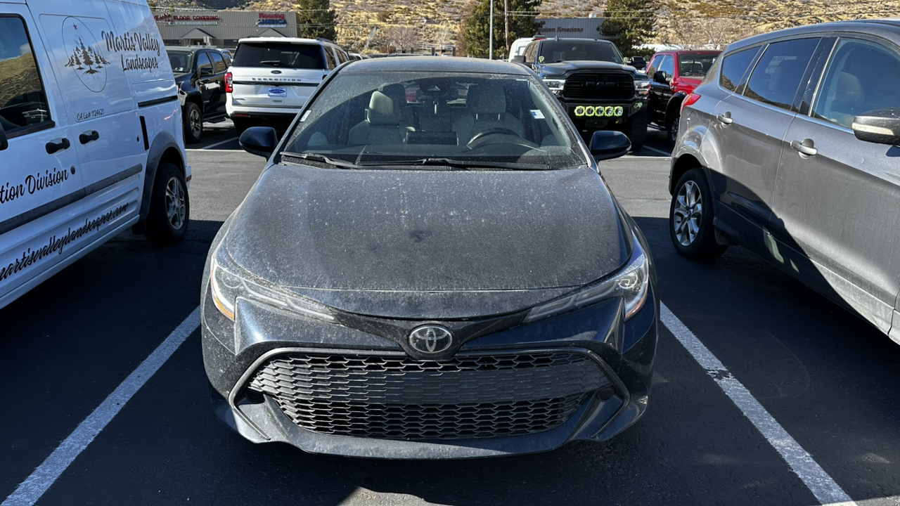 2021 Toyota Corolla Hatchback SE 2