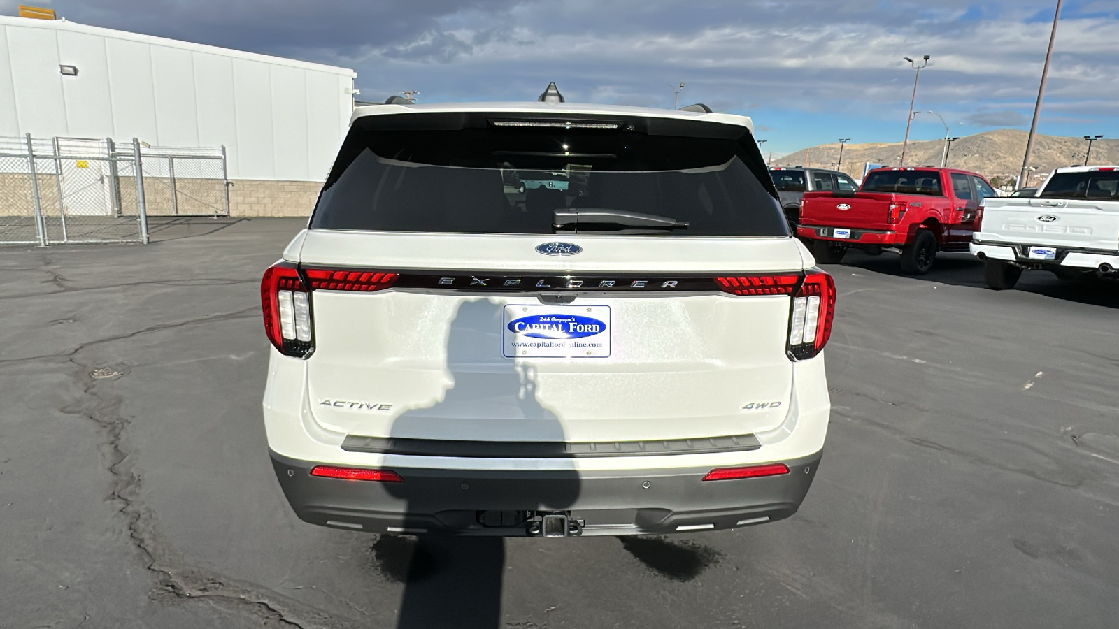 2025 Ford EXPLORER Active 4