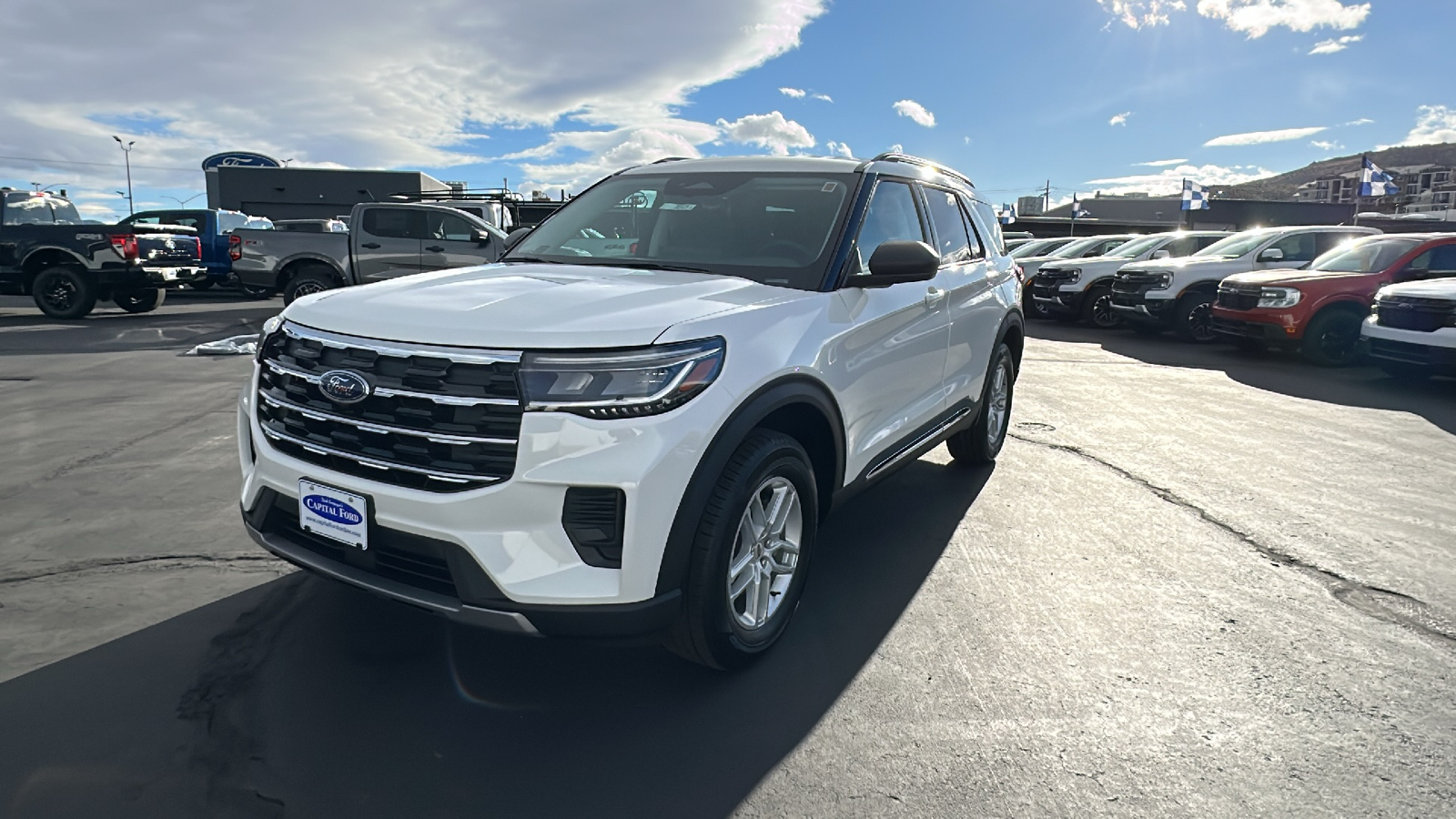 2025 Ford EXPLORER Active 7