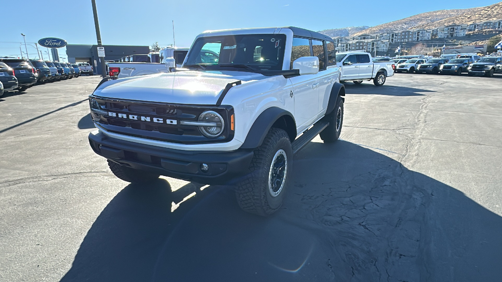 2024 Ford BRONCO Outer Banks 7