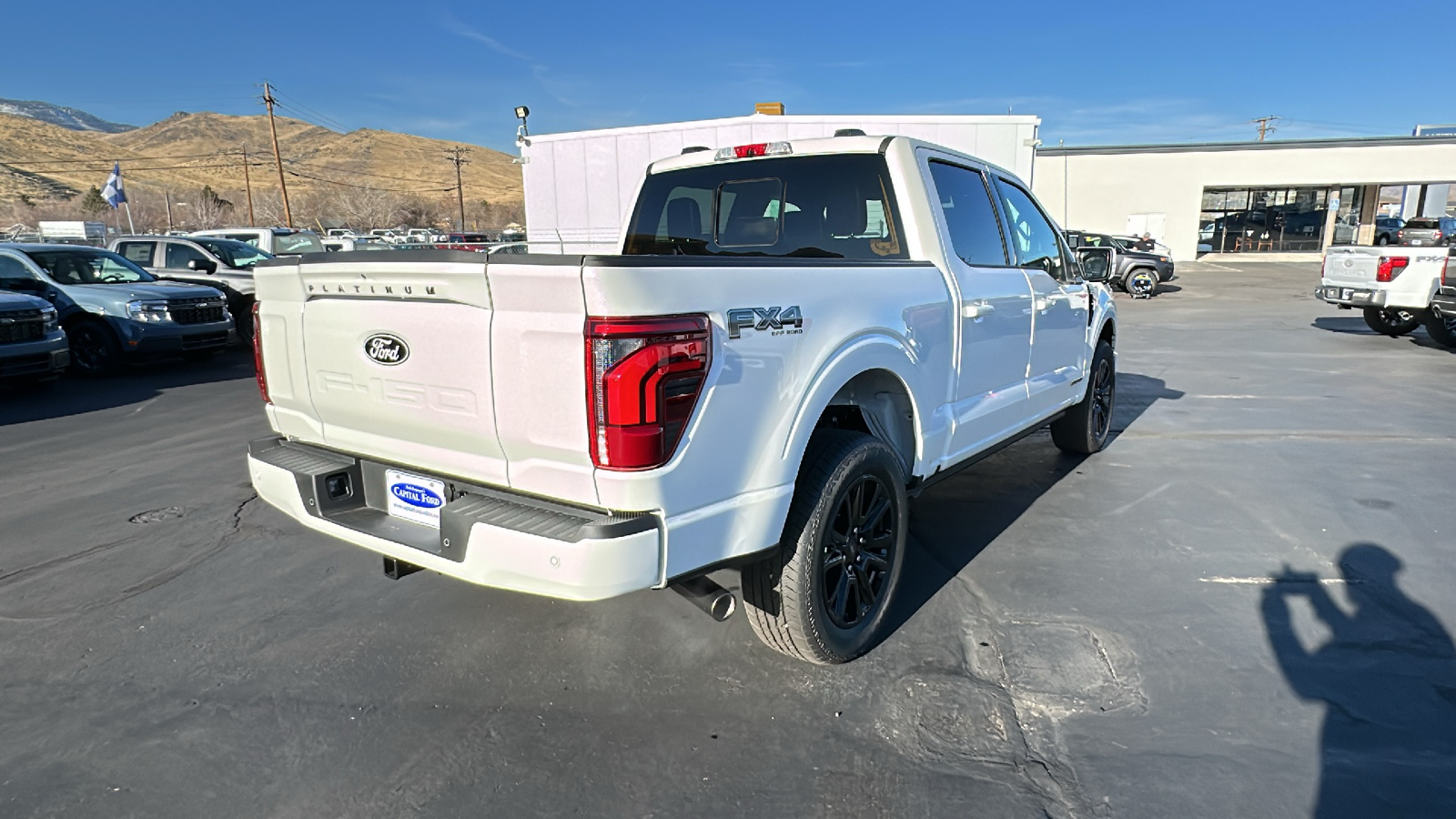 2024 Ford F-150 SERIES Platinum 3