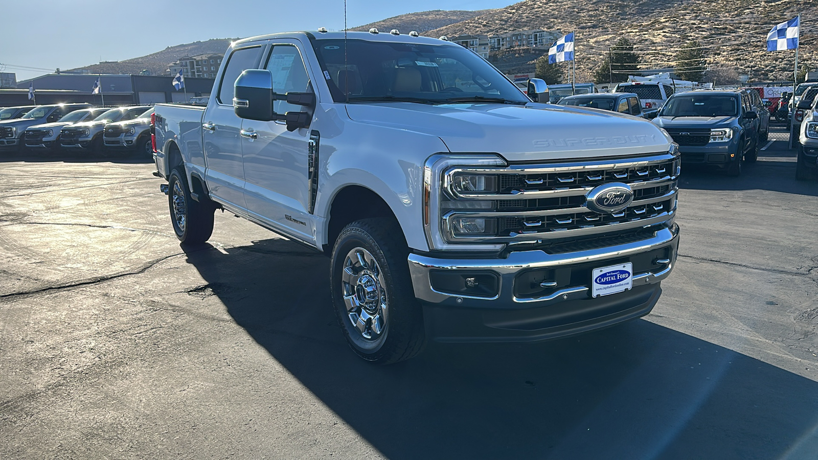 2024 Ford S-DTY F-350 SRW Lariat 1