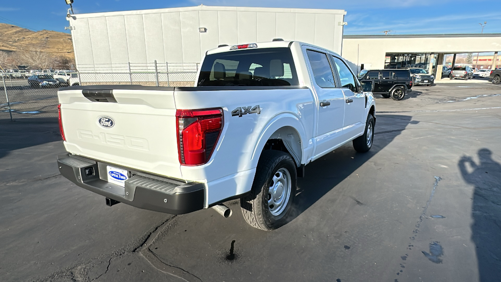 2024 Ford F-150 SERIES XL 3