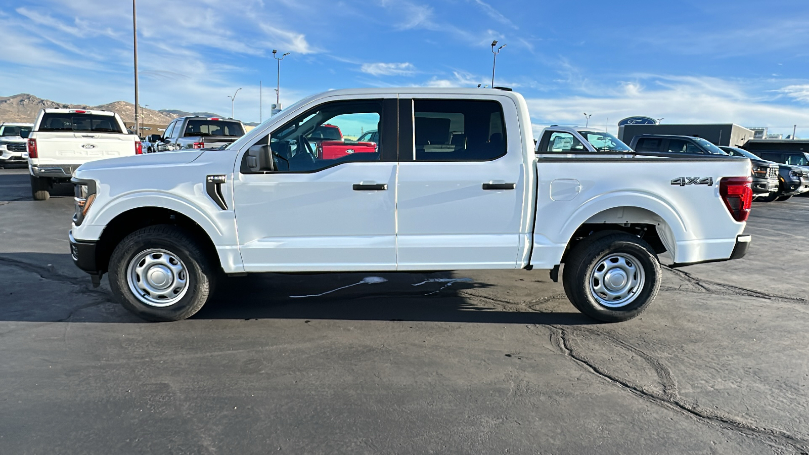 2024 Ford F-150 SERIES XL 6