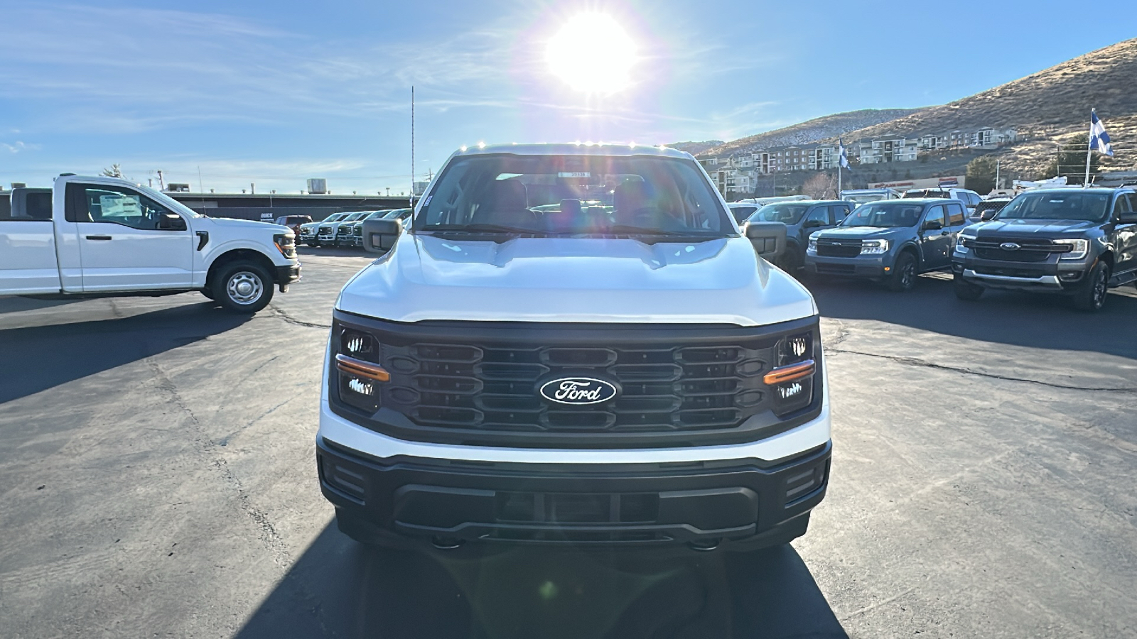 2024 Ford F-150 SERIES XL 8