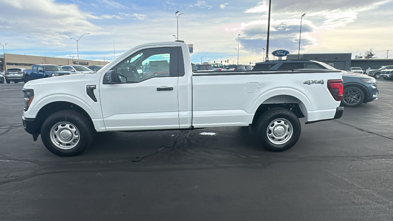 2024 Ford F-150 SERIES XL 6