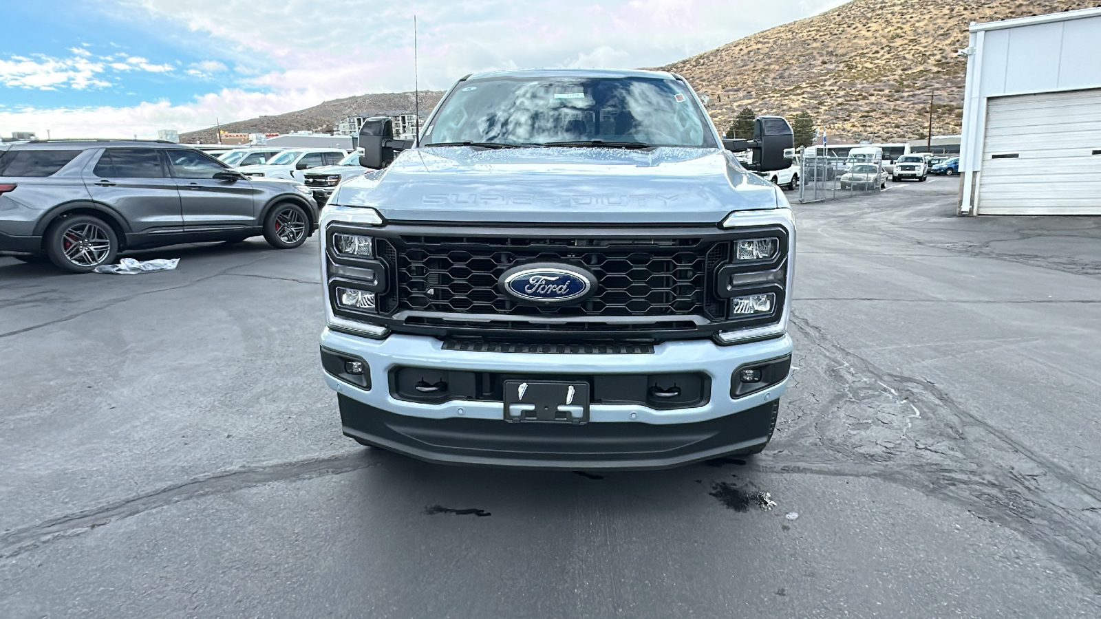 2024 Ford S-DTY F-250 Lariat 8