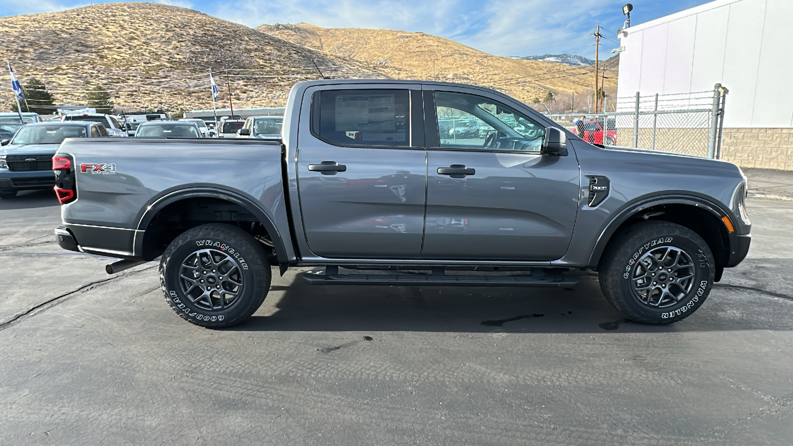 2024 Ford RANGER XLT 2