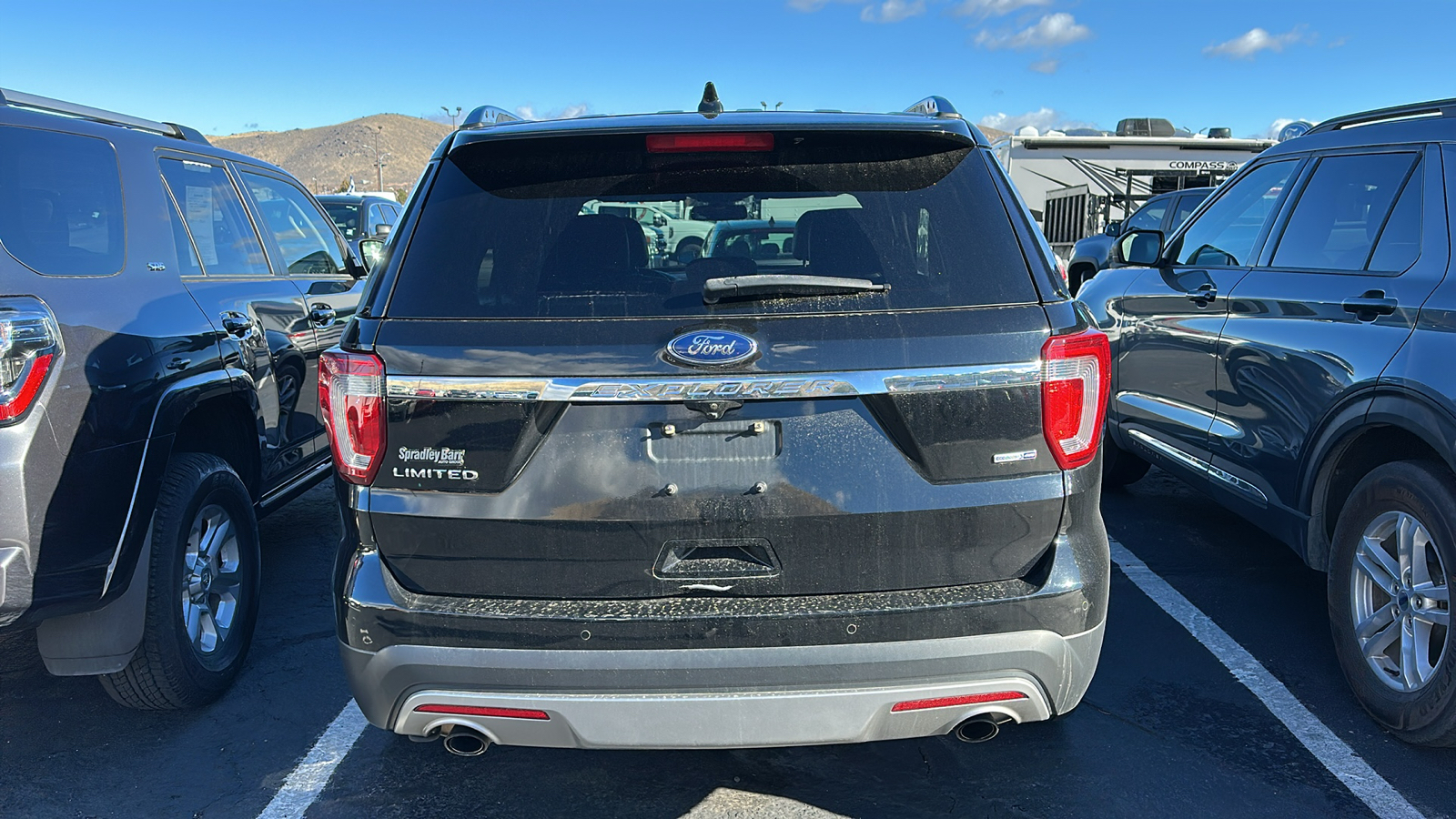 2017 Ford Explorer Limited 3