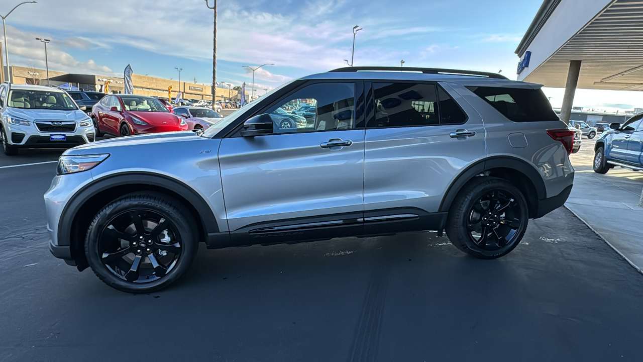 2023 Ford Explorer ST-Line 6