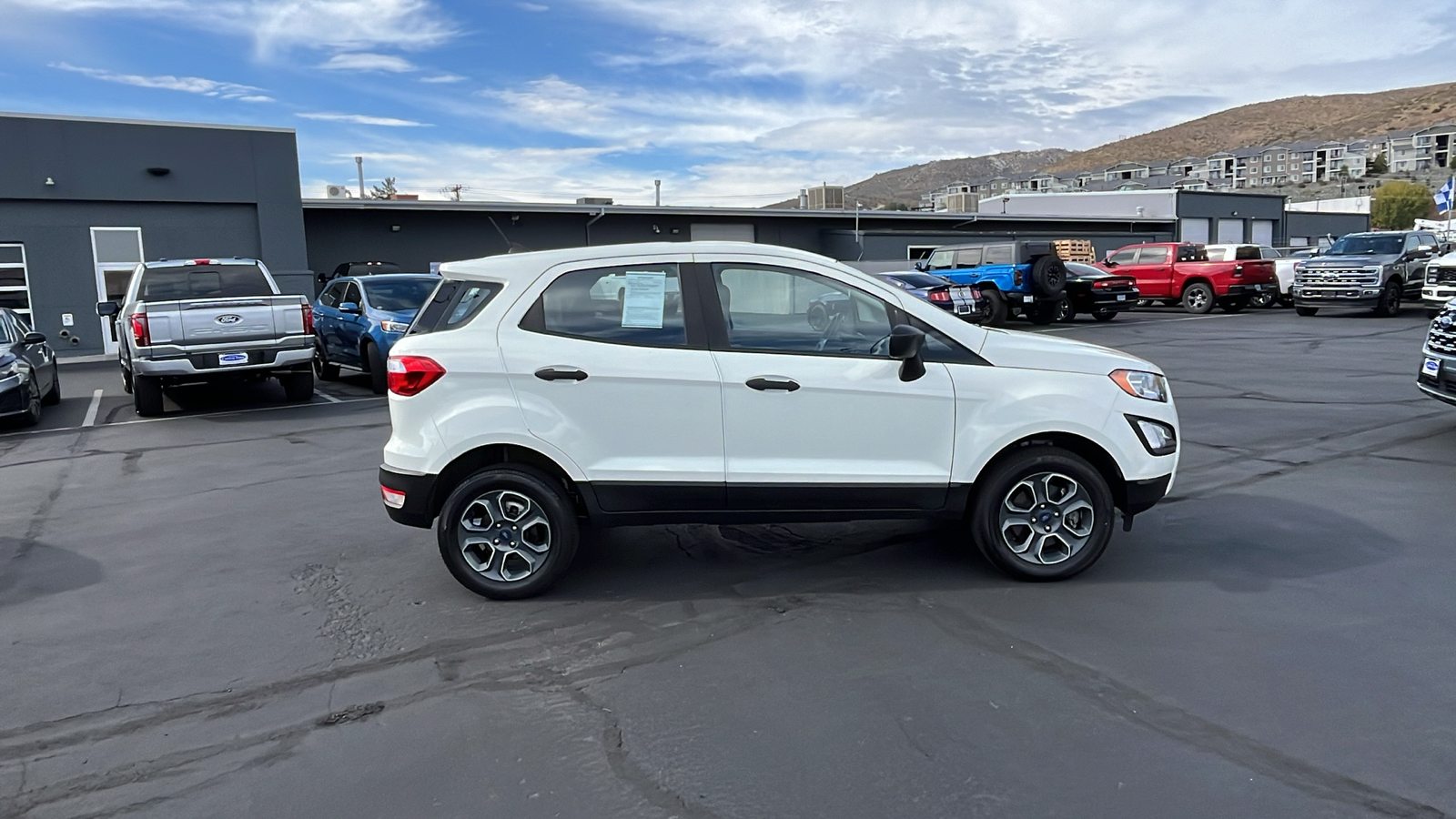 2022 Ford EcoSport S 2