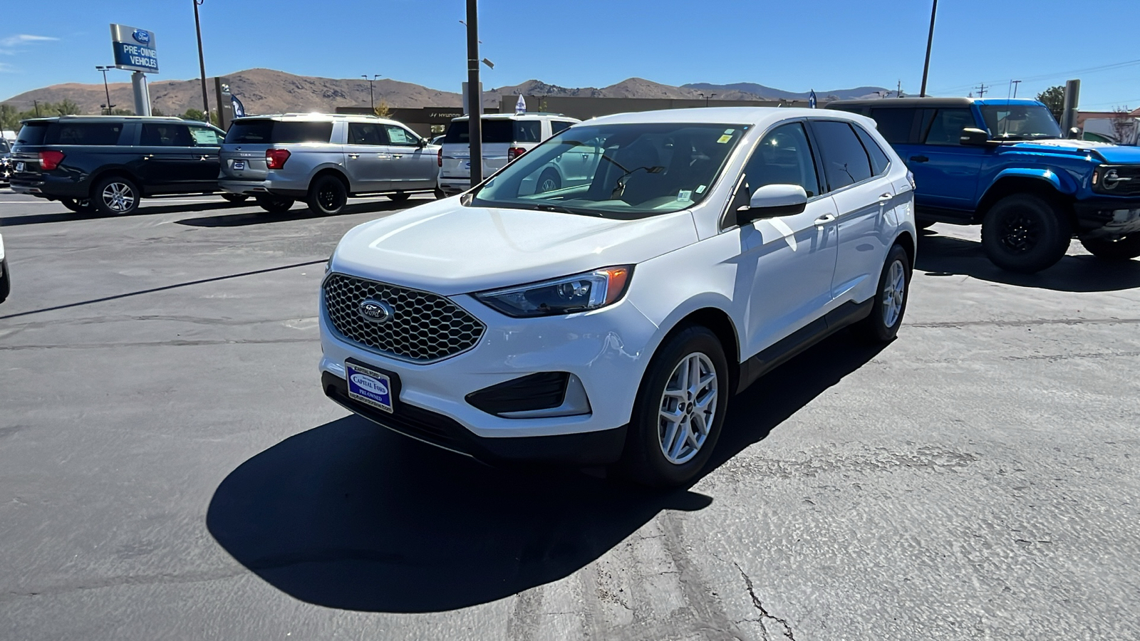 2023 Ford Edge SEL 7