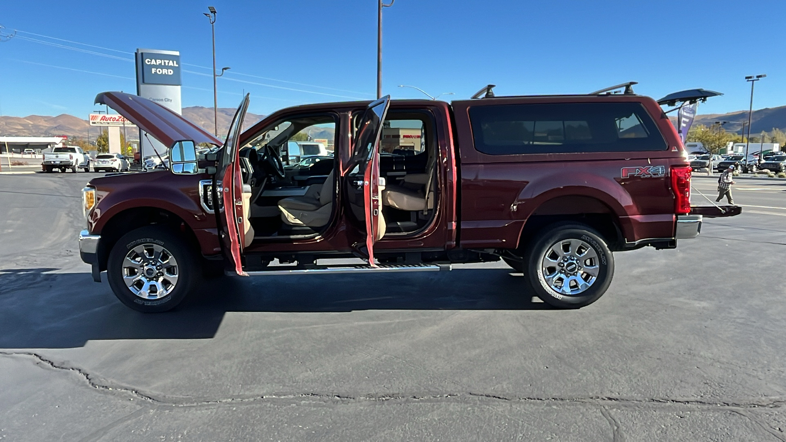 2017 Ford Super Duty F-250 SRW Lariat 11