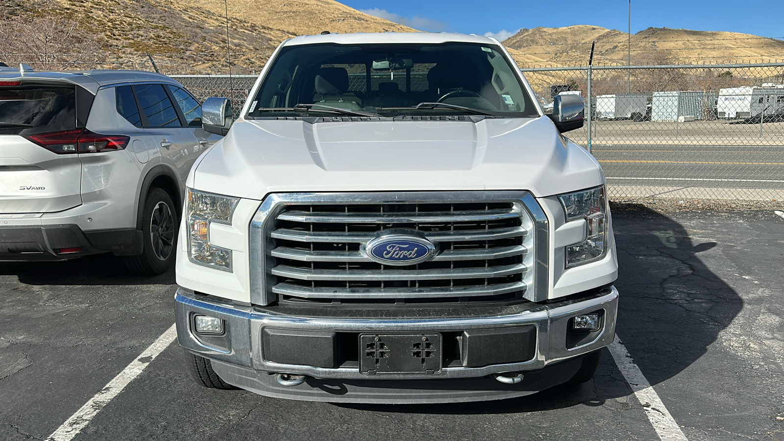 2016 Ford F-150 XLT 2