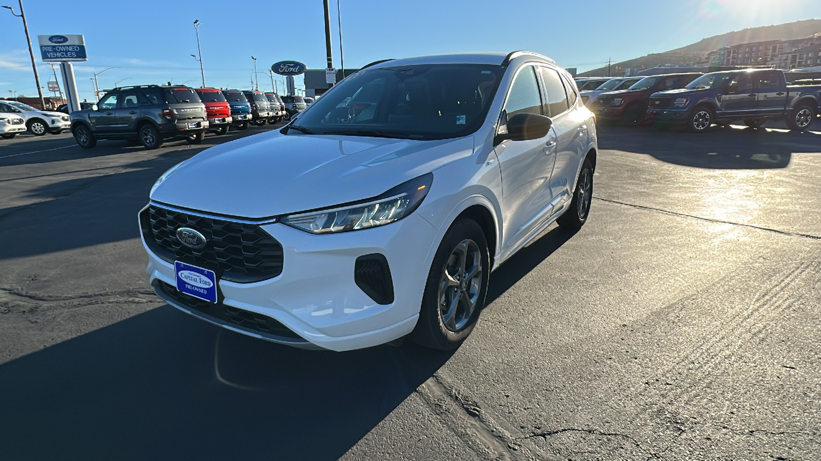 2023 Ford Escape ST-Line 7