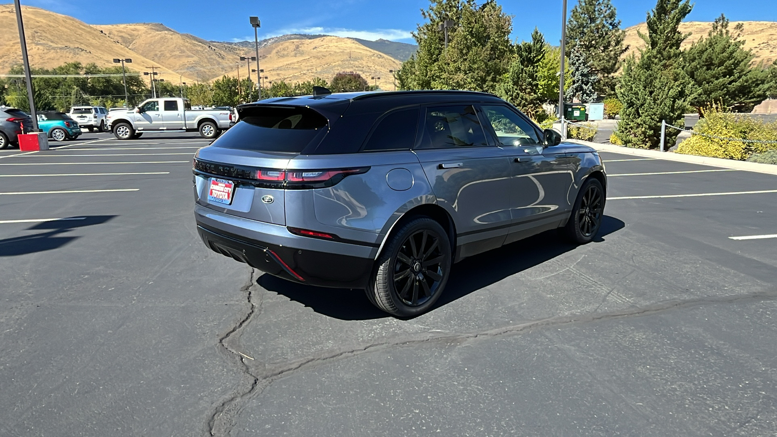 2020 Land Rover Range Rover Velar R-Dynamic S 3