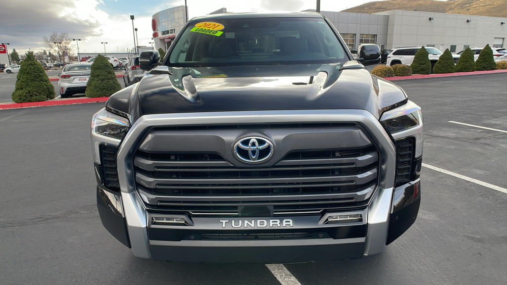 2022 Toyota Tundra 4WD Limited Hybrid 8