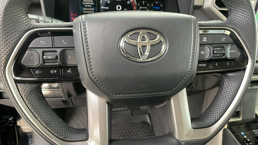 2022 Toyota Tundra 4WD Limited Hybrid 13