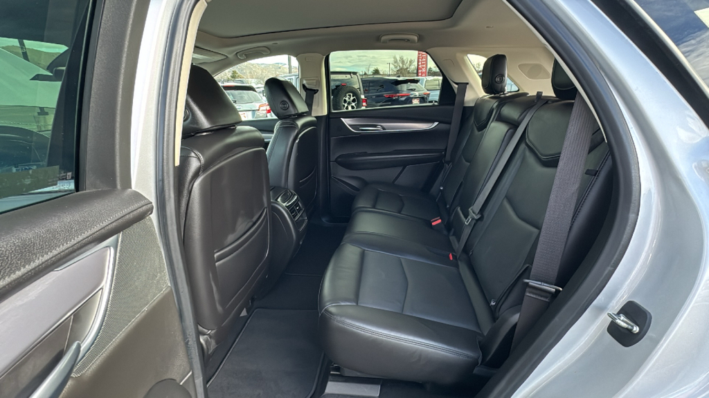 2019 Cadillac XT5 Premium Luxury AWD 16