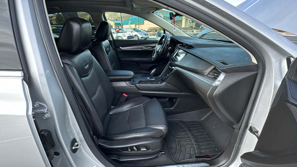 2019 Cadillac XT5 Premium Luxury AWD 19