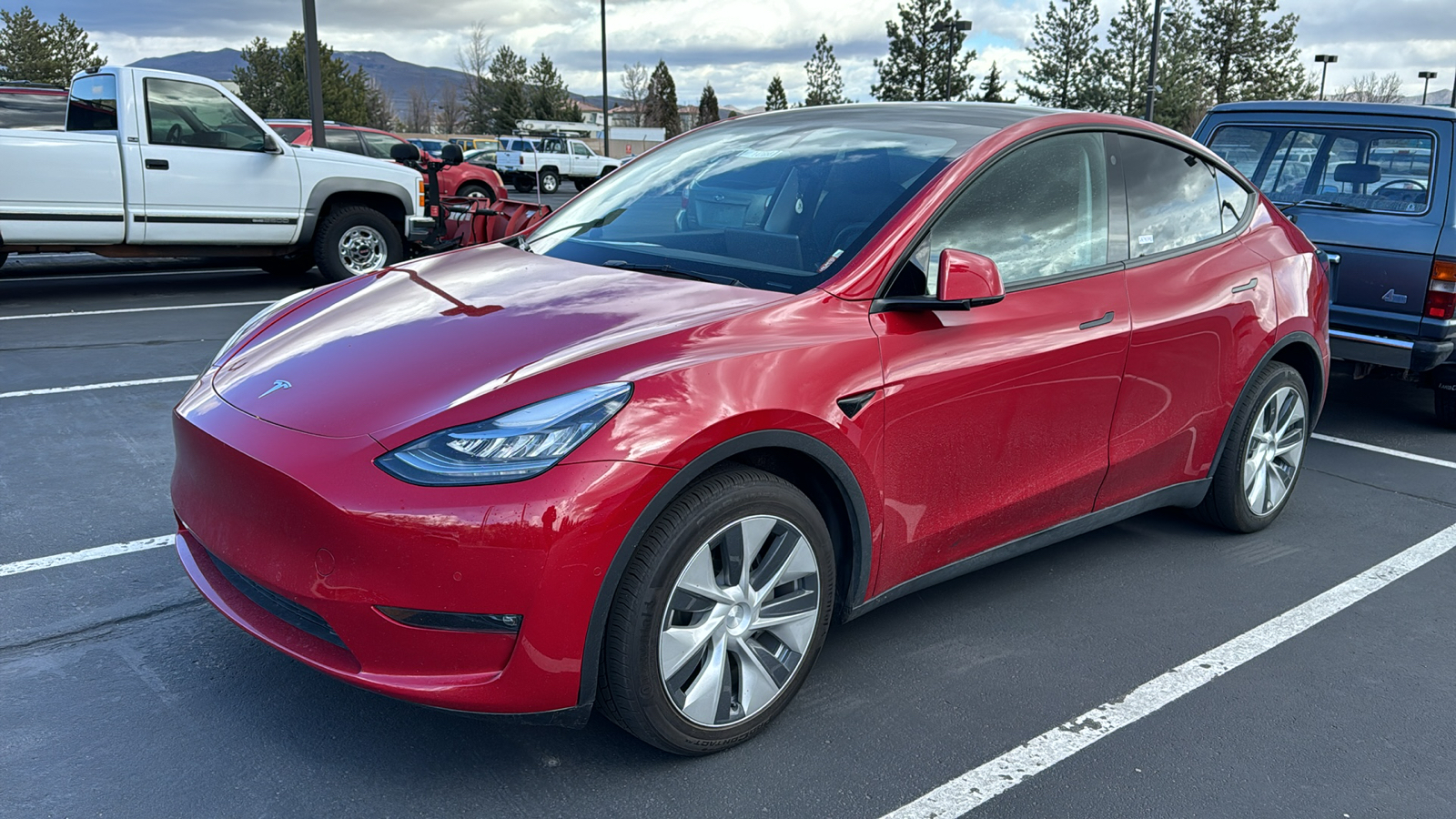 2022 Tesla Model Y  2