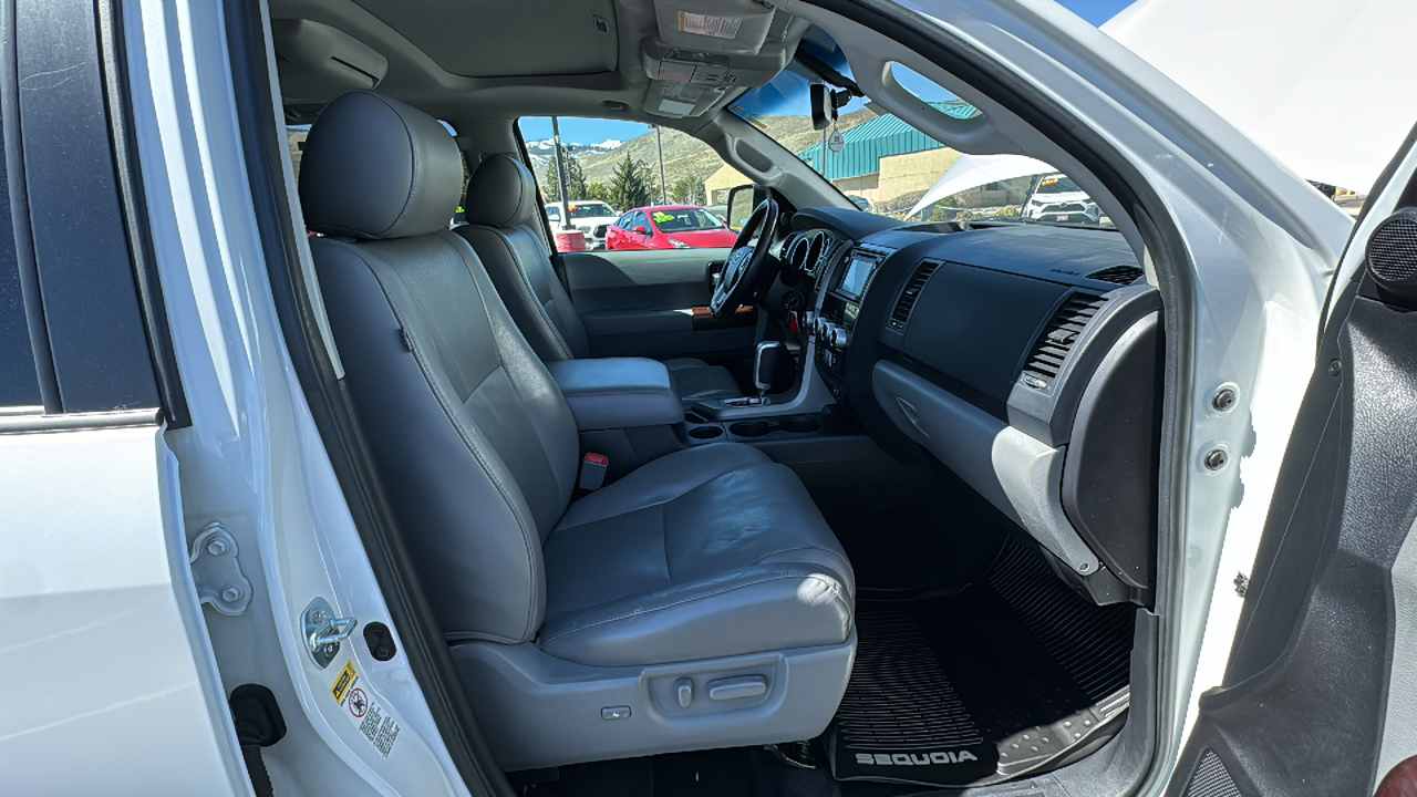 2017 Toyota Sequoia Platinum 20