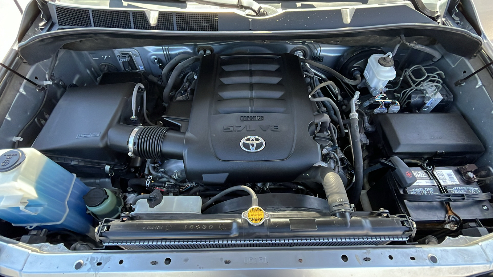 2013 Toyota Tundra Limited 5.7L V8 9