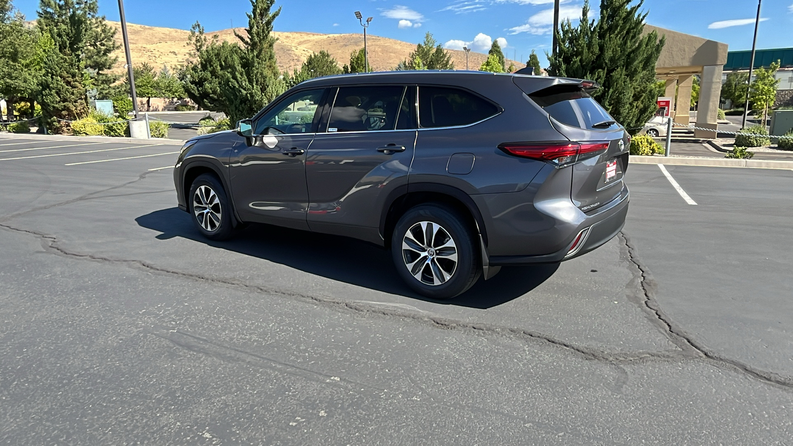 2021 Toyota Highlander XLE 5