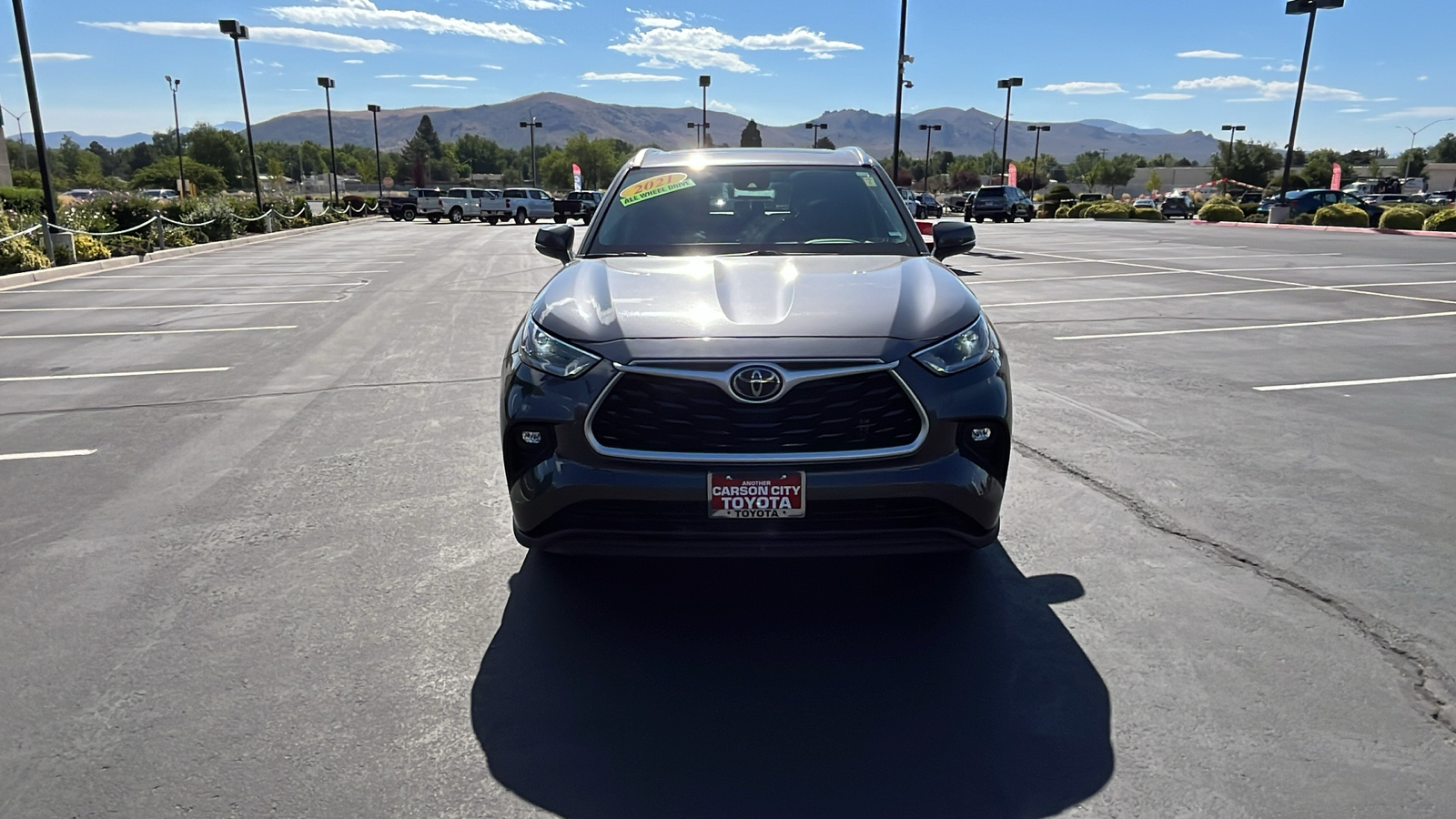 2021 Toyota Highlander XLE 8