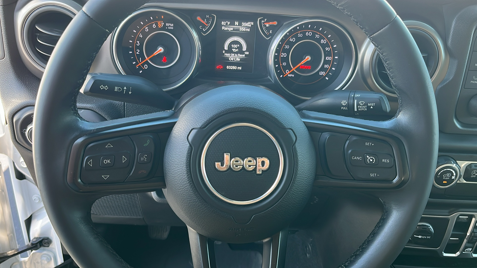 2018 Jeep Wrangler Unlimited Sport 13