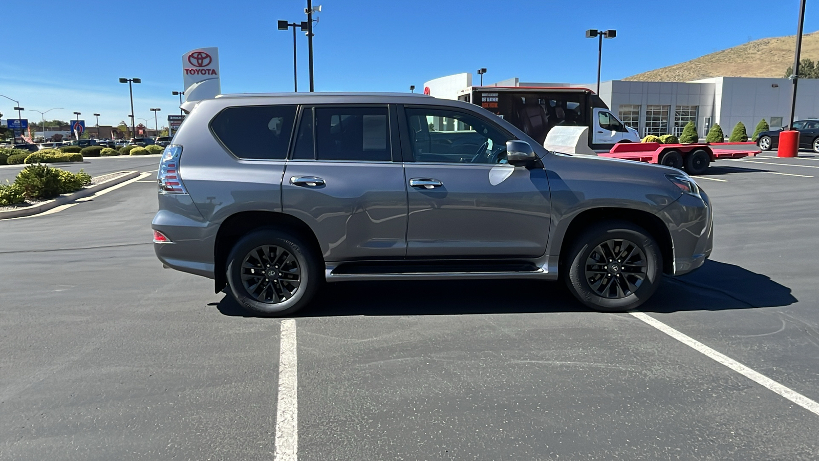 2020 Lexus GX GX 460 Premium 2