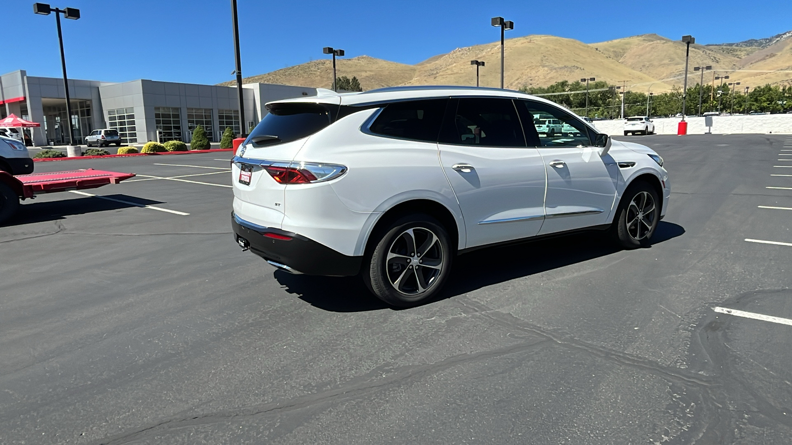 2022 Buick Enclave Essence 3