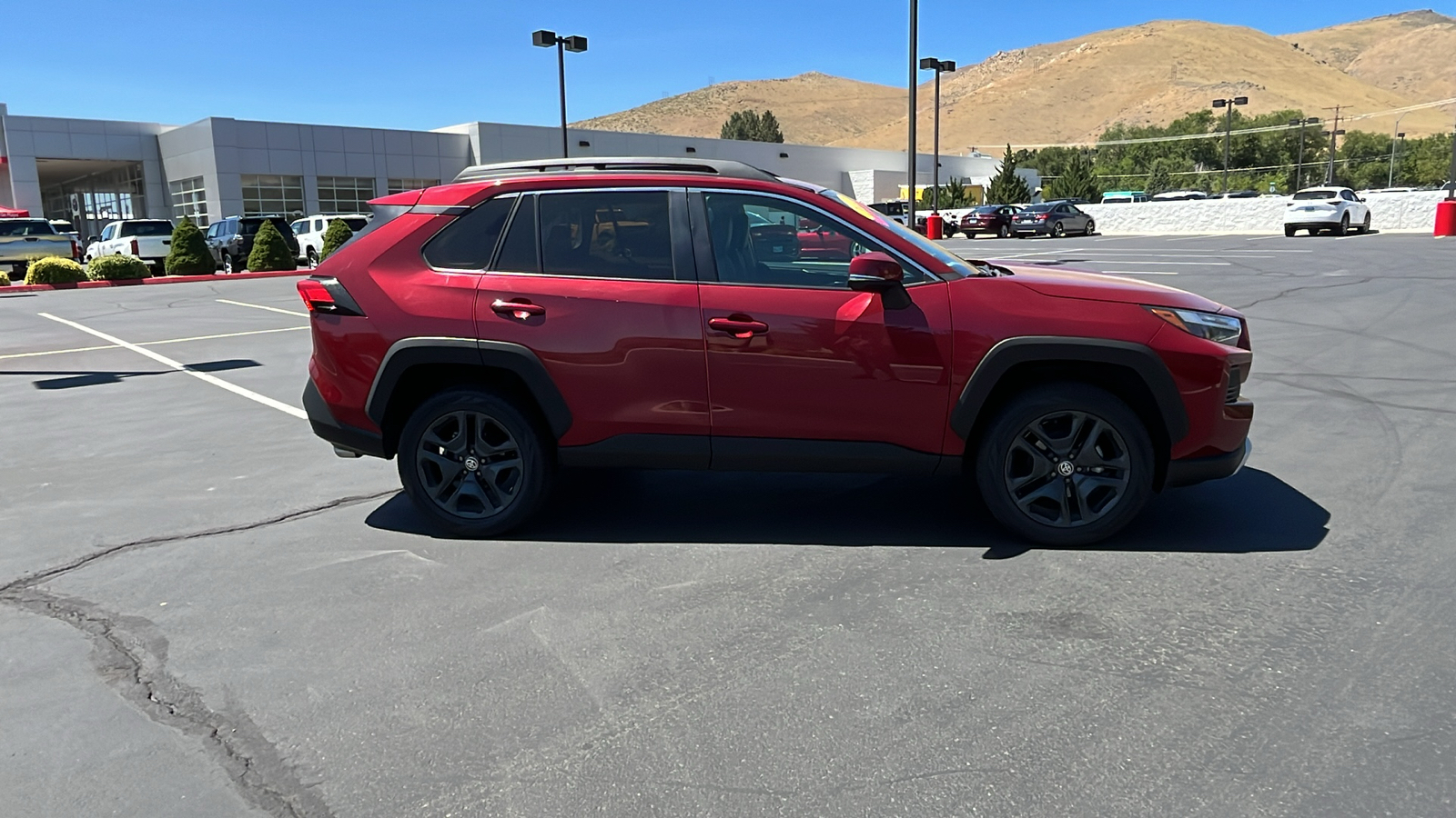 2022 Toyota RAV4 Adventure 2