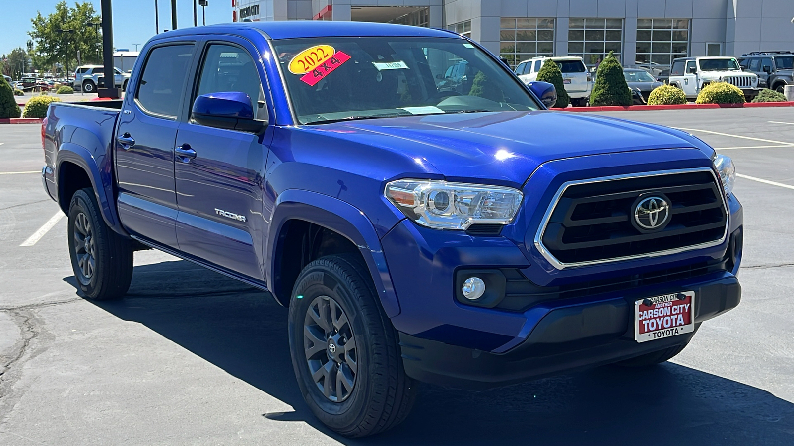 2022 Toyota Tacoma 4WD SR5 1