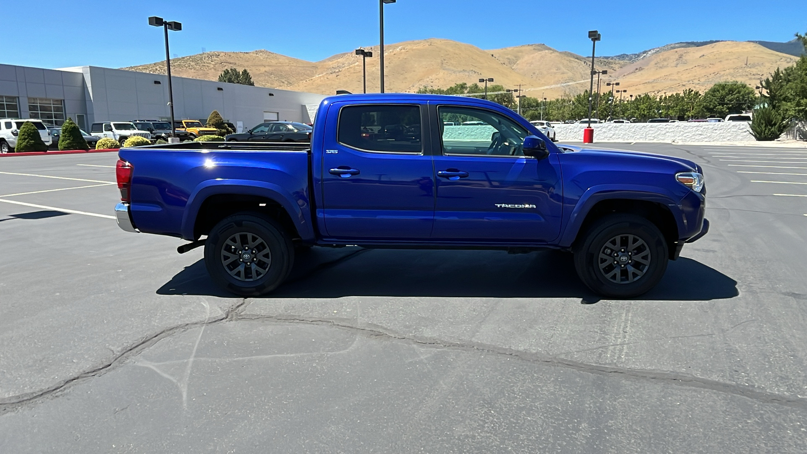 2022 Toyota Tacoma 4WD SR5 2