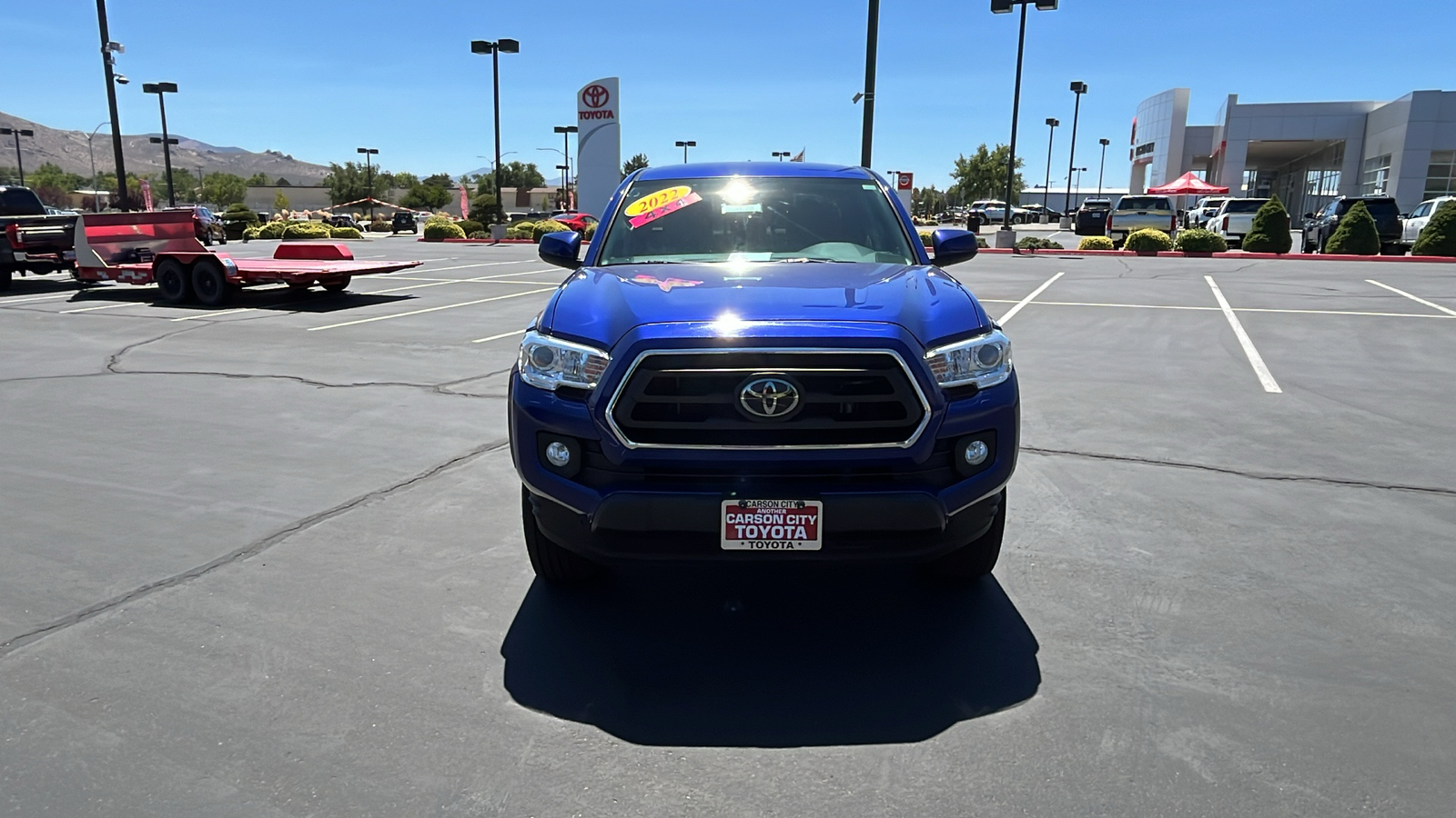 2022 Toyota Tacoma 4WD SR5 8